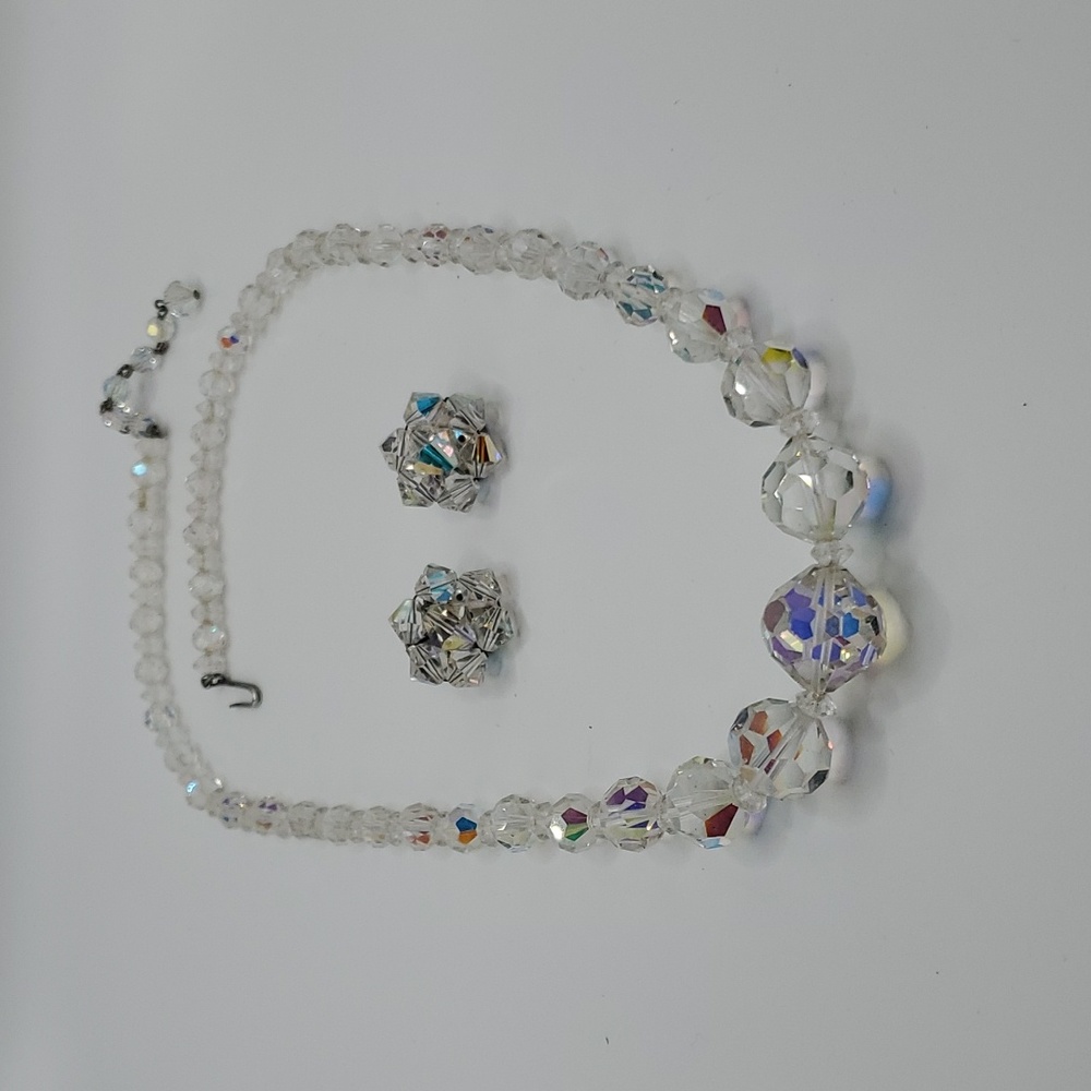 Vintage Faceted Graduated Glass Crystal Aurora Borealis Necklace & Earrings Set - Picture 1 of 7